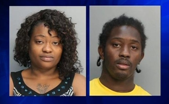 Bỏ rơi con trong xe để đi đánh bài suốt đêm